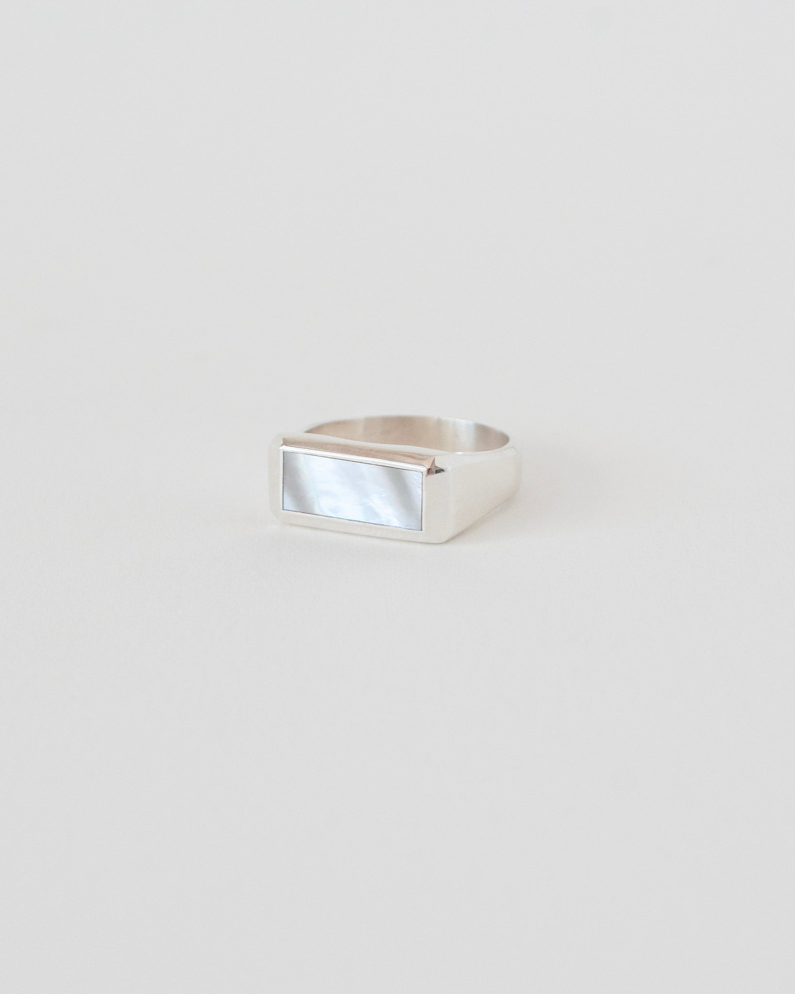 BASIN RING | MOTHER OF PEARL