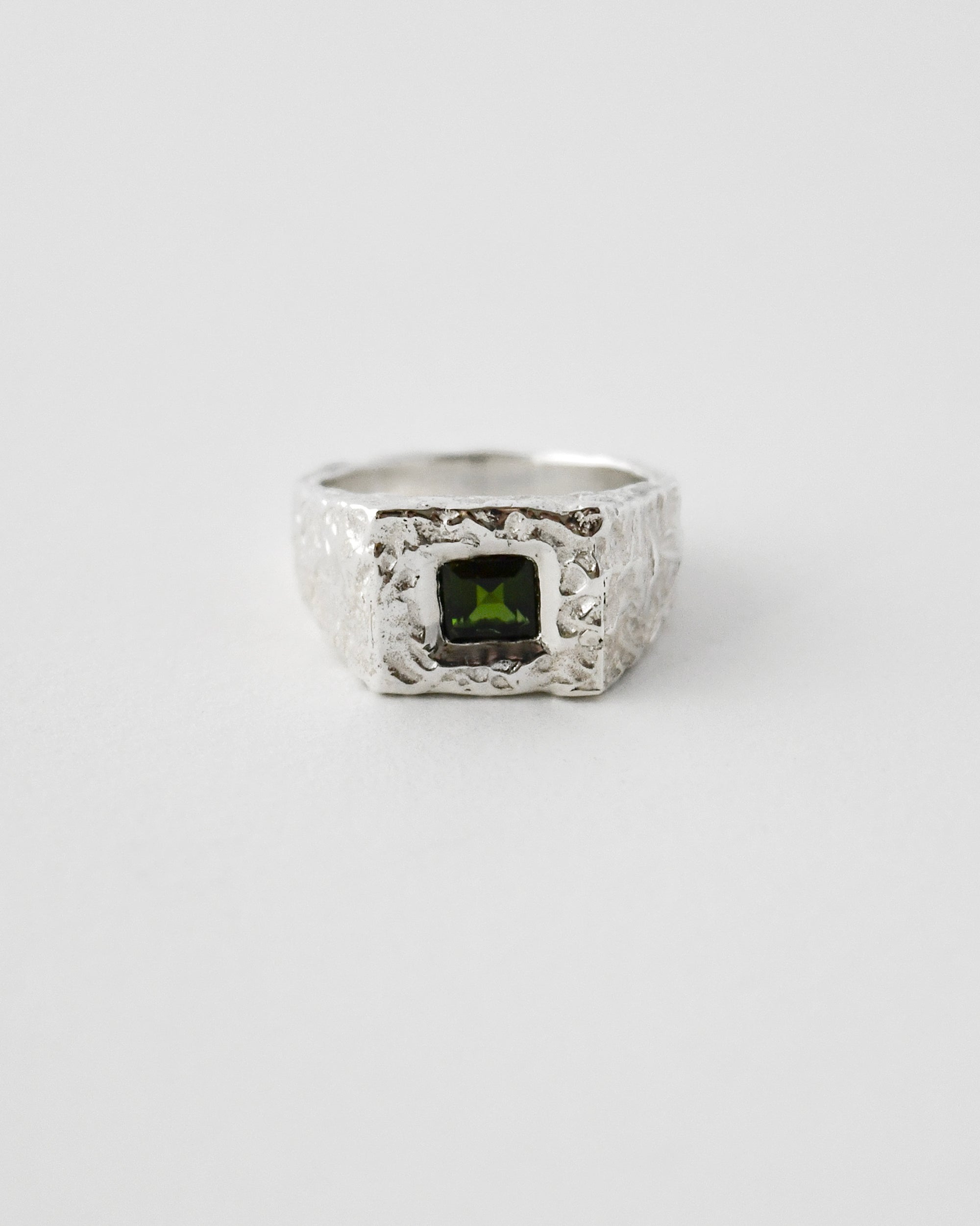 PUMICE SIGNET | GREEN TOURMALINE – apse