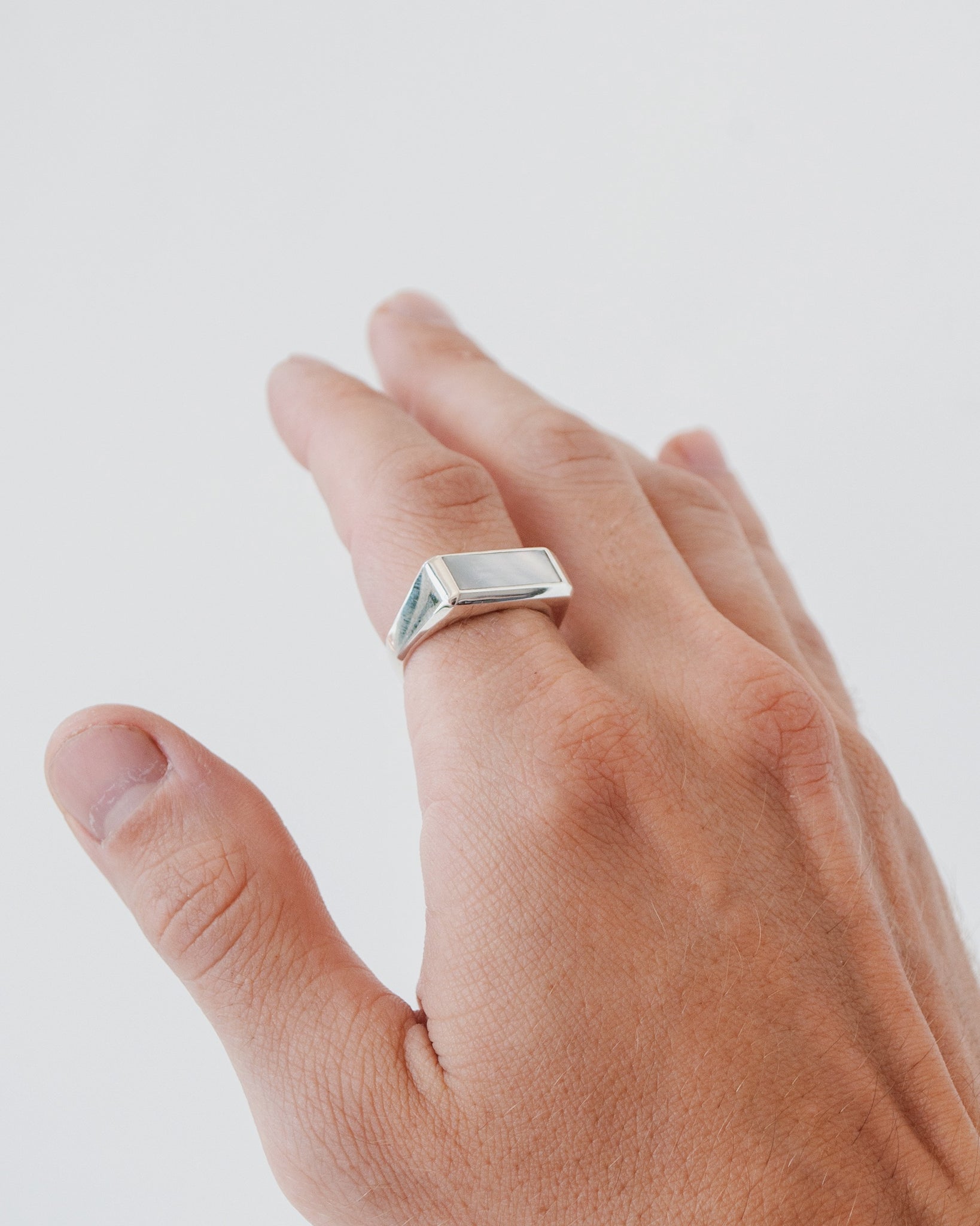 BASIN RING | MOTHER OF PEARL