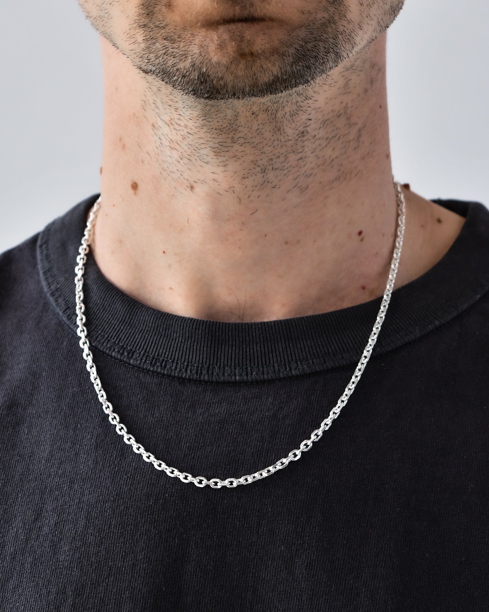 GRAVEN CHAIN