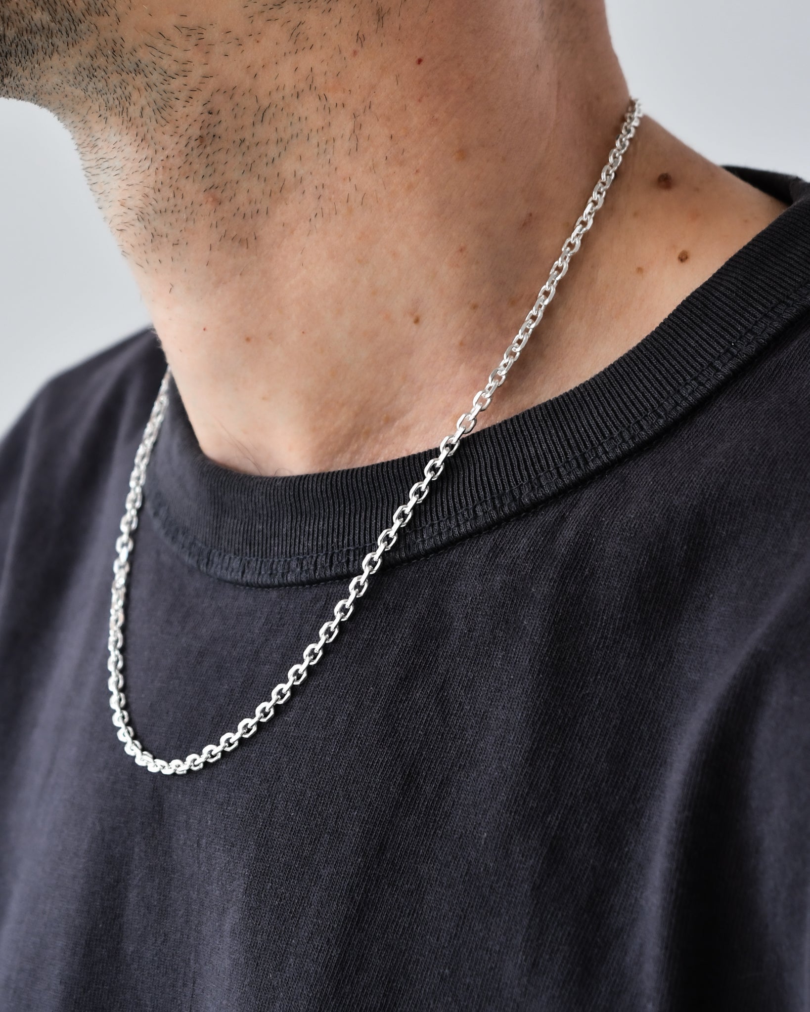 GRAVEN CHAIN
