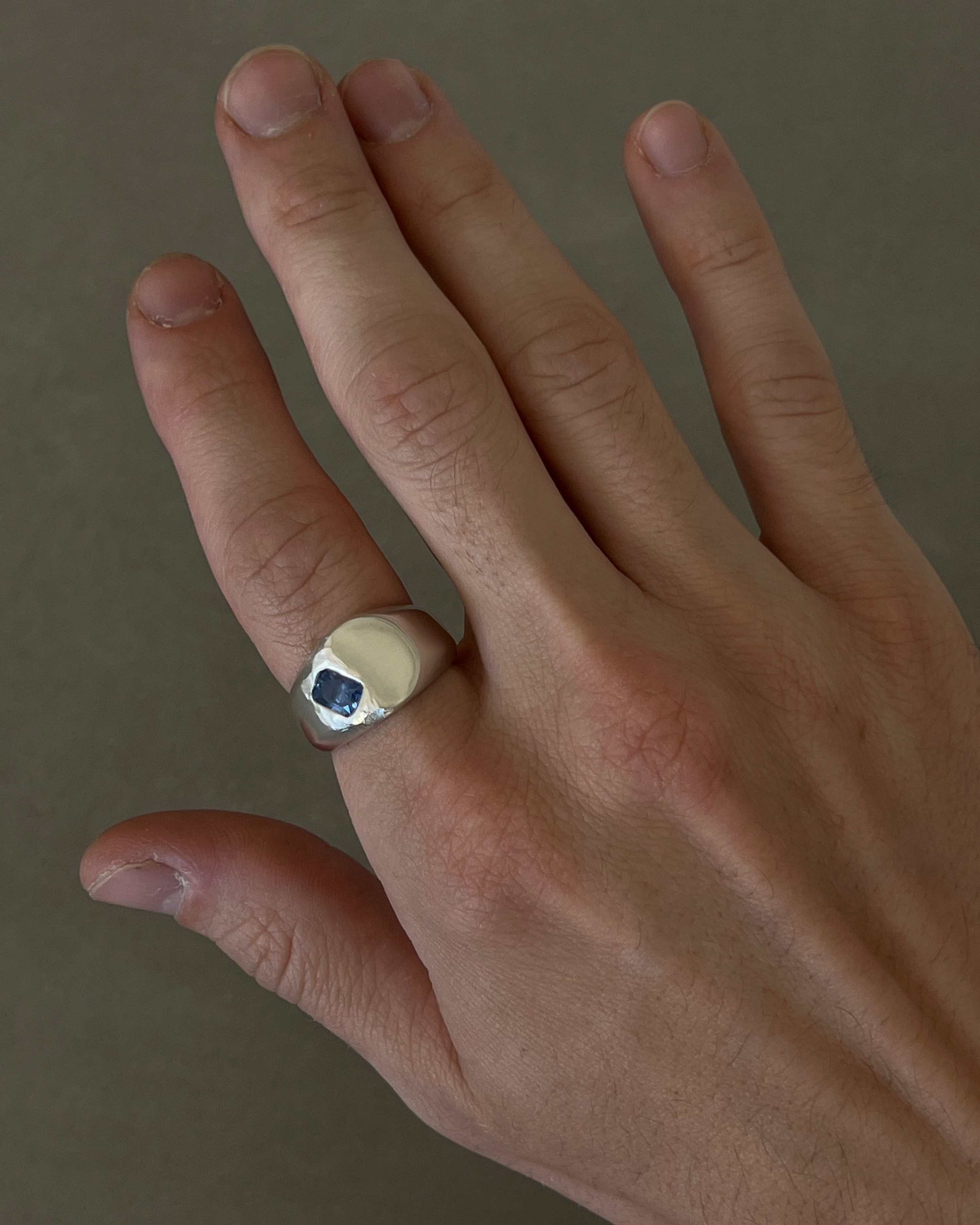 RING 104 | CORNFLOWER BLUE SAPPHIRE