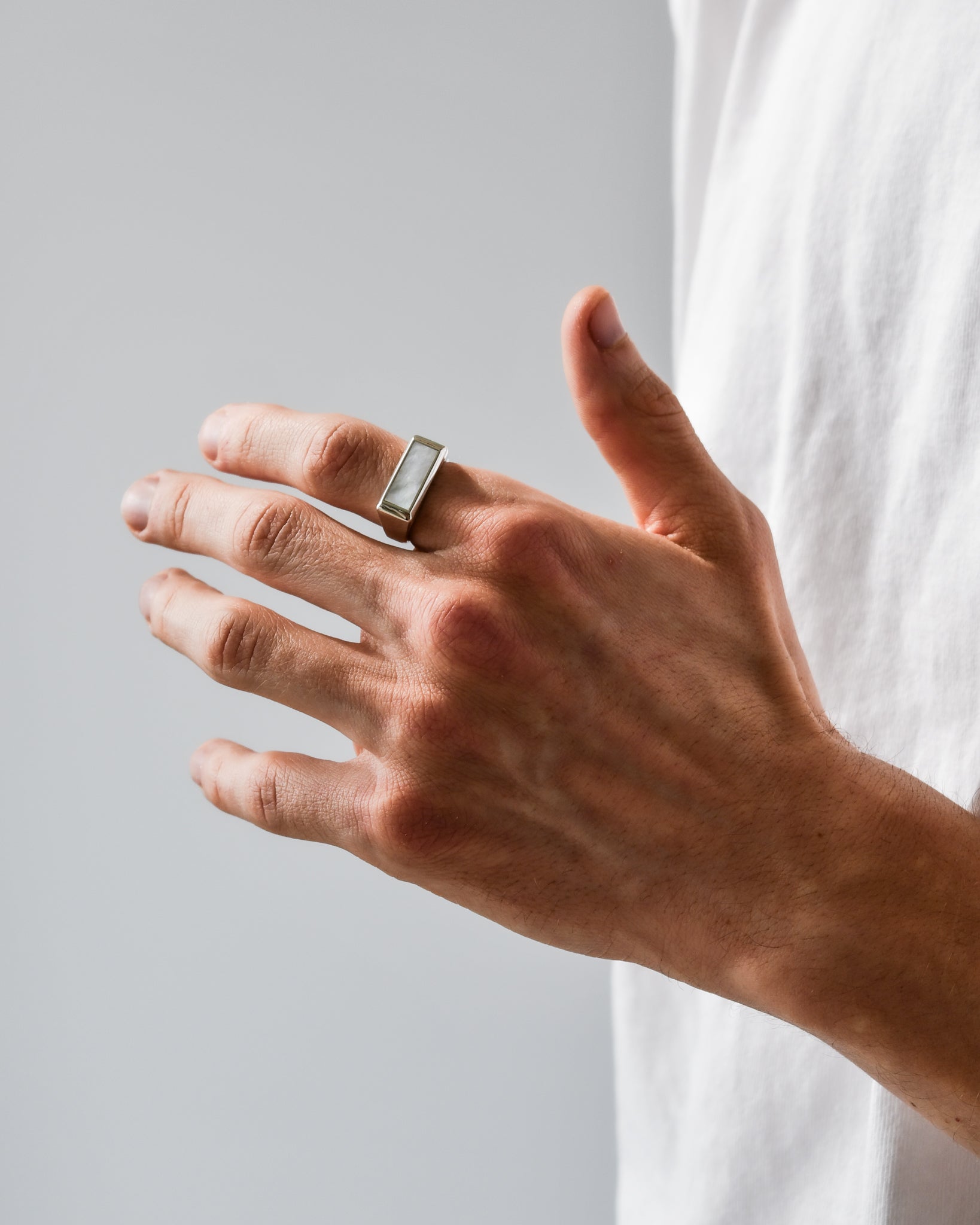 BASIN RING | MOTHER OF PEARL