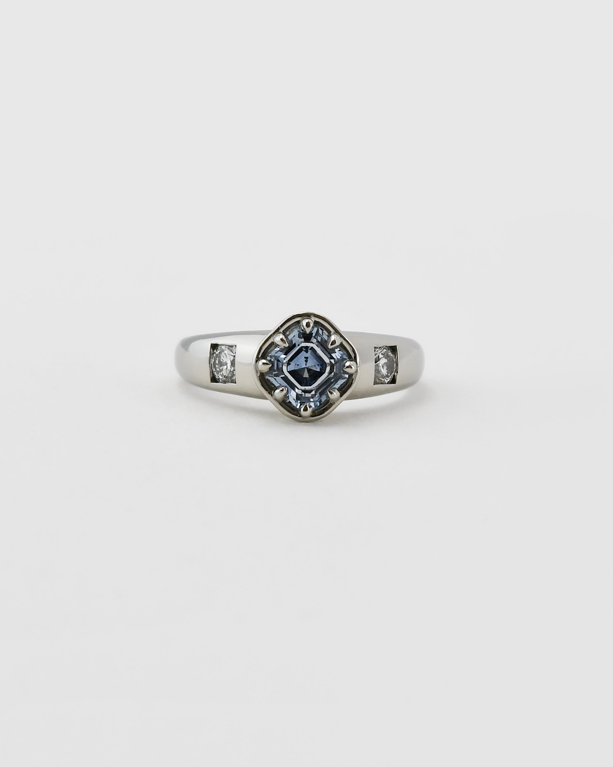 DELPHINIUM RING | SKY BLUE SAPPHIRE