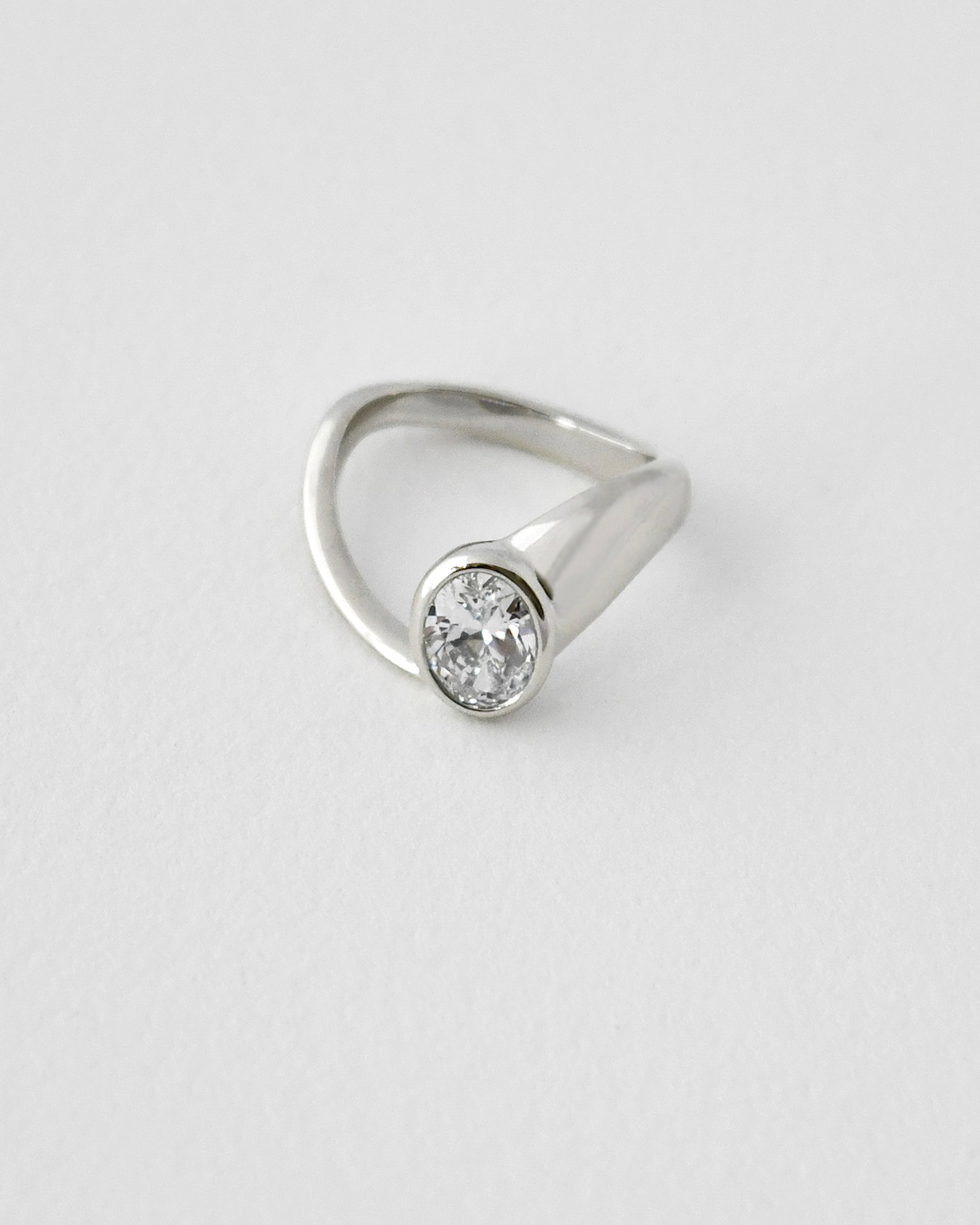SWAN RING