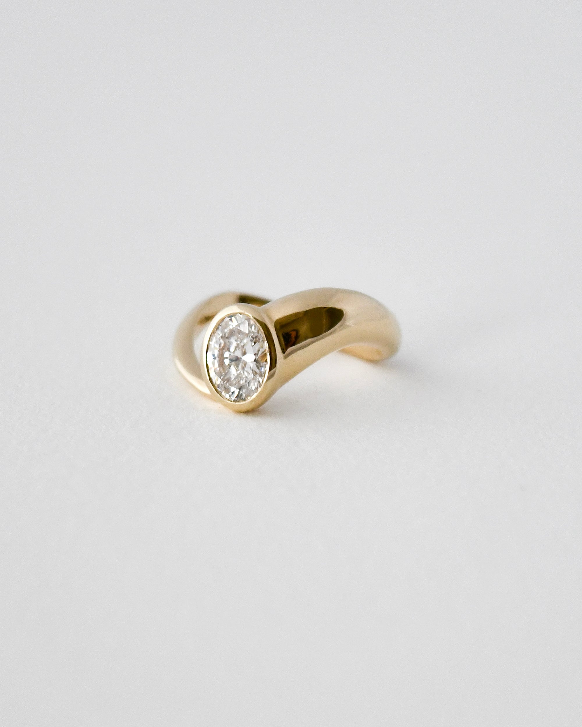 SWAN RING