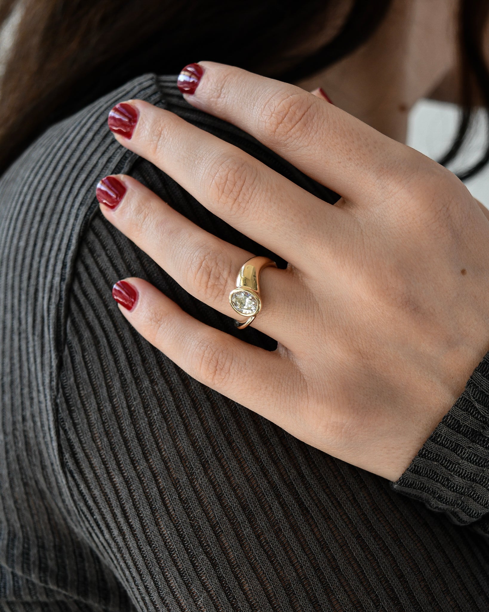 SWAN RING