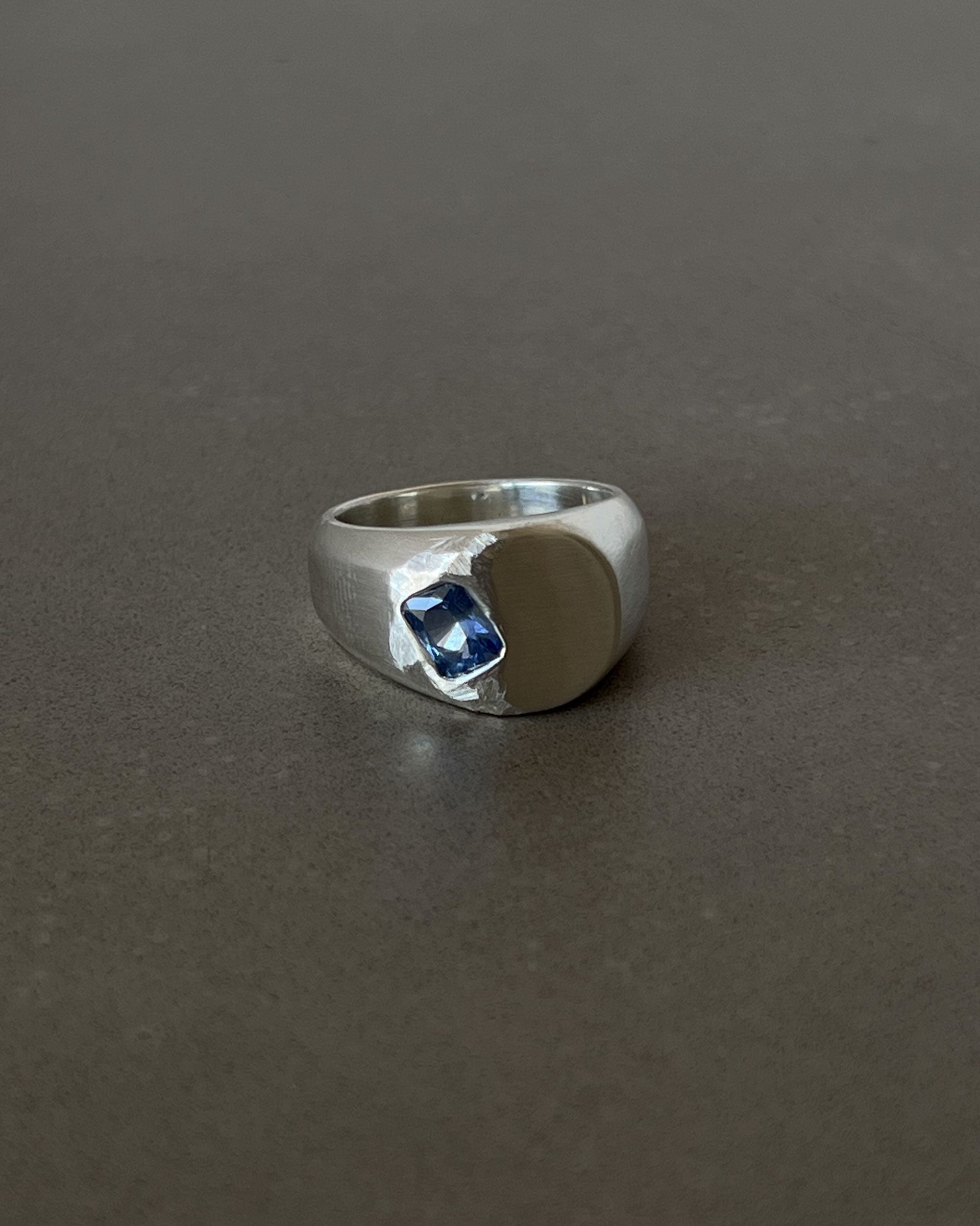 RING 104 | CORNFLOWER BLUE SAPPHIRE